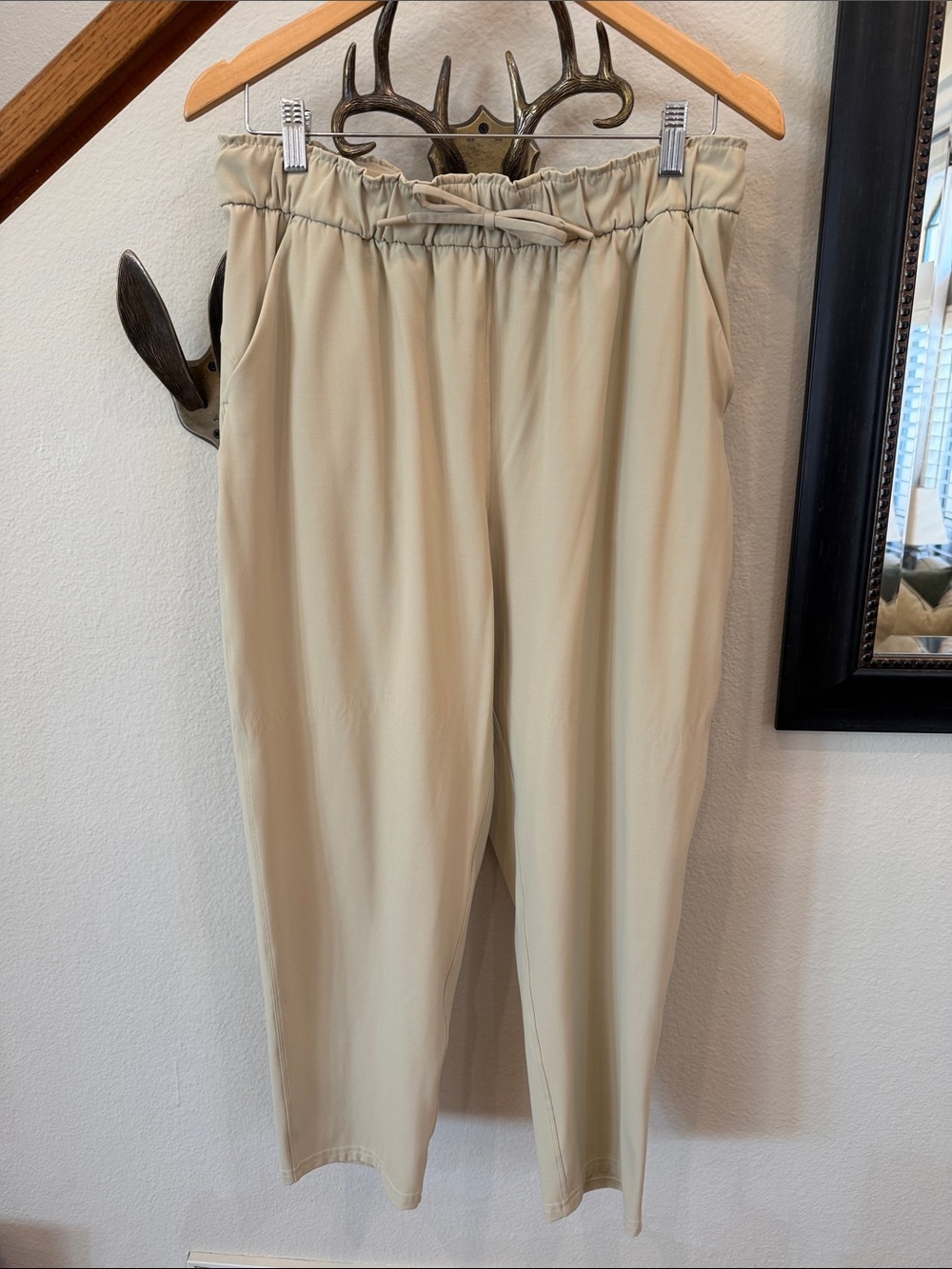 lululemon athletica Women's Cropped Drawstring Pants in Light Tan